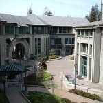 300px-Haas_School_of_Business_central_courtyard