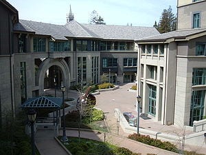 The central courtyard of the Haas School of Bu...