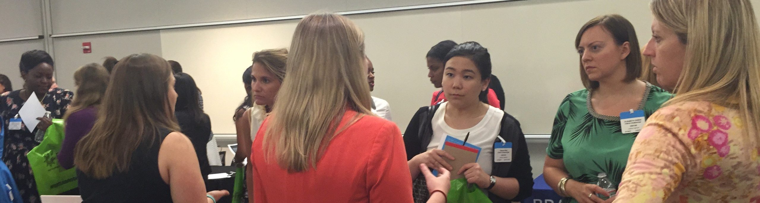 Image for The Inside Scoop on the Forté Forums: Great Networking for Prospective Female MBA Applicants