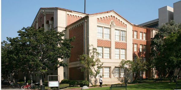 Image for Inside the History-Making, Half-Female USC Marshall MBA Class of 2020