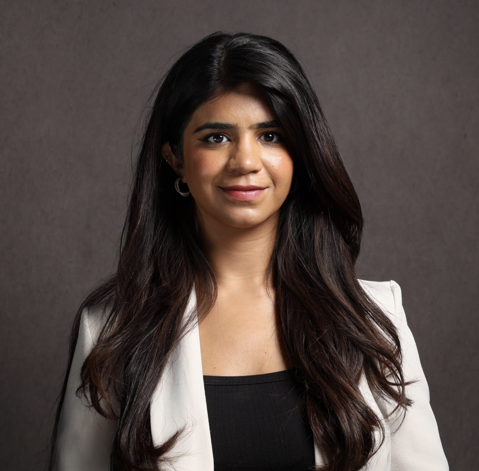 Real Humans of American Express: Sumedha Kamra, IESE MBA '24, Senior ...