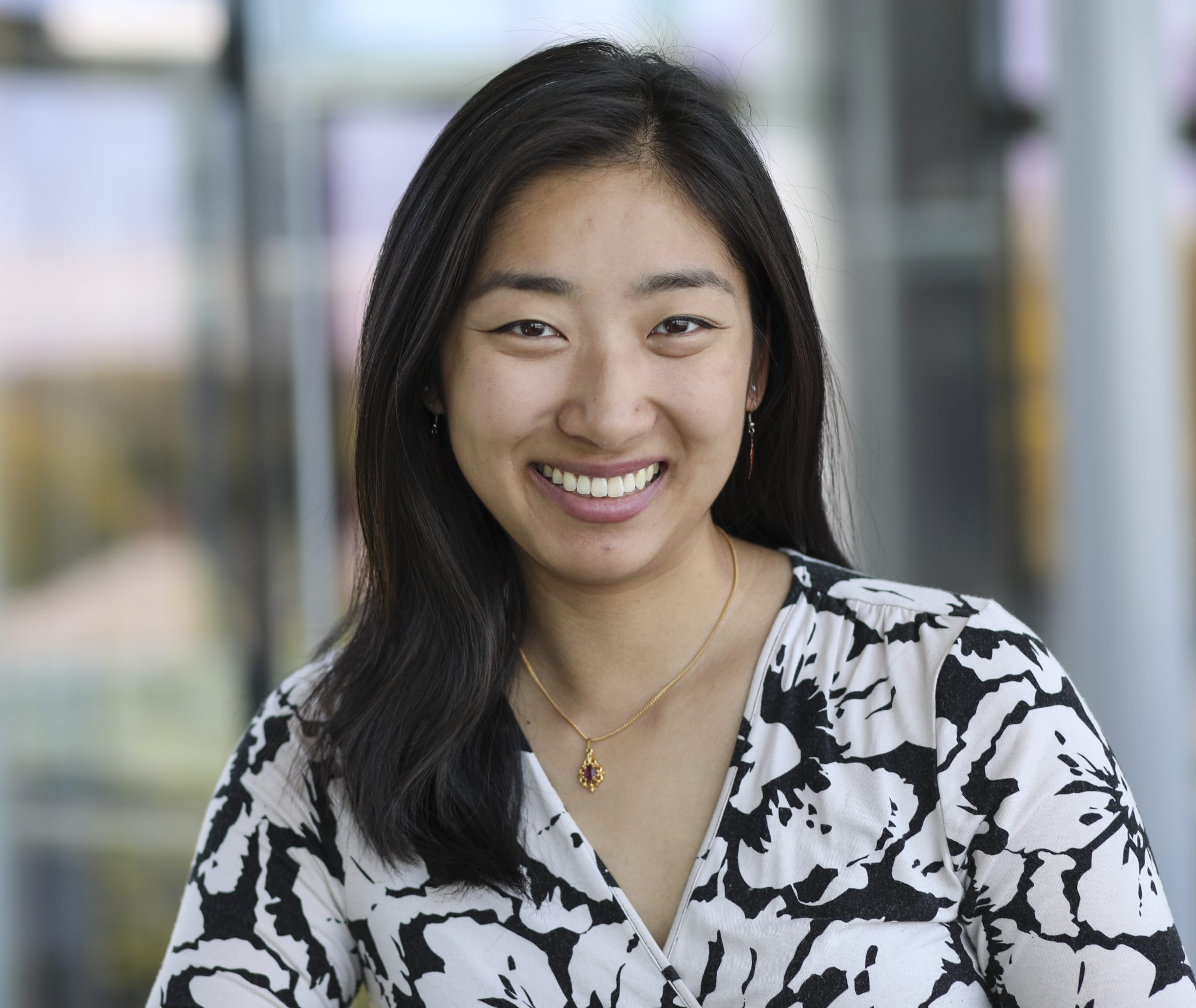 Real Humans of Microsoft Taylor Au, Yale SOM MBA '23 Clear Admit